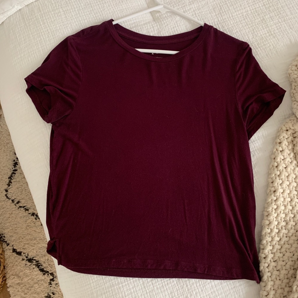American Eagle Soft and Sexy Maroon Tee